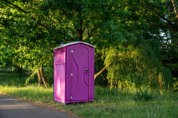 Portable Toilet Options We Offer in Farmington, AR